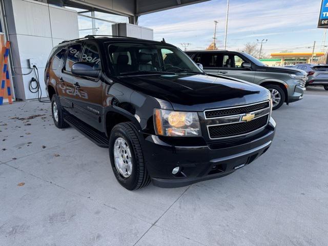 used 2013 Chevrolet Suburban car, priced at $8,900