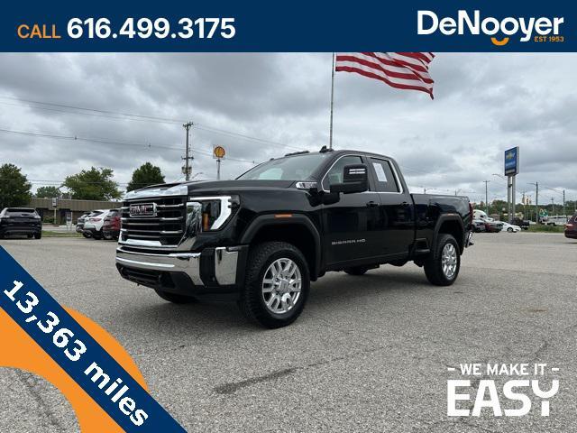 used 2024 GMC Sierra 2500 car, priced at $54,000
