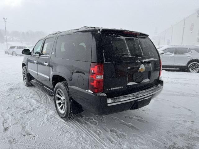 used 2013 Chevrolet Suburban car, priced at $15,000