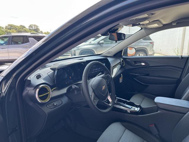 new 2025 Chevrolet Trax car, priced at $24,119