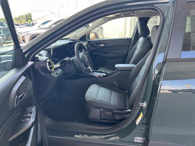 new 2025 Chevrolet Trax car, priced at $24,119