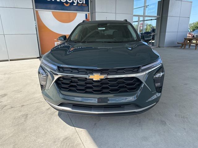 new 2025 Chevrolet Trax car, priced at $24,119