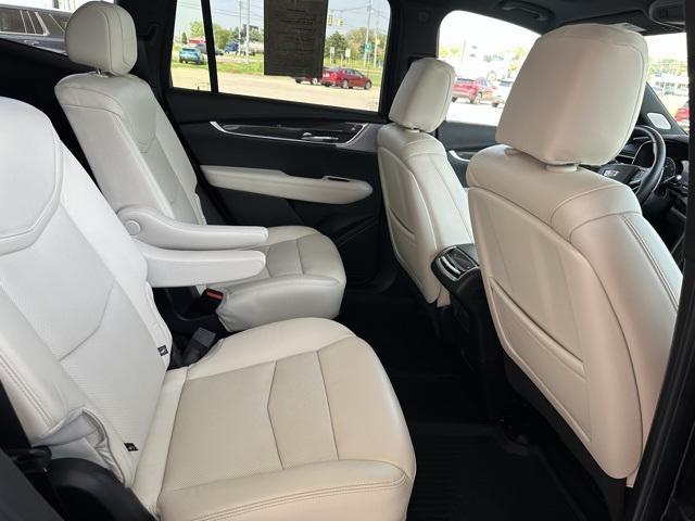 used 2020 Cadillac XT6 car, priced at $29,000