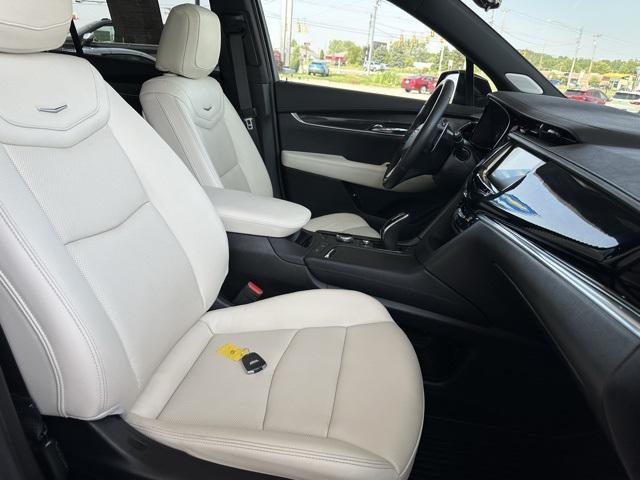 used 2020 Cadillac XT6 car, priced at $29,000