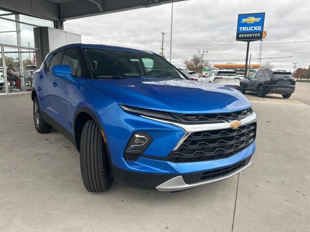 new 2025 Chevrolet Blazer car, priced at $38,042