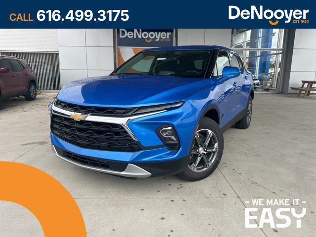 new 2025 Chevrolet Blazer car, priced at $38,042