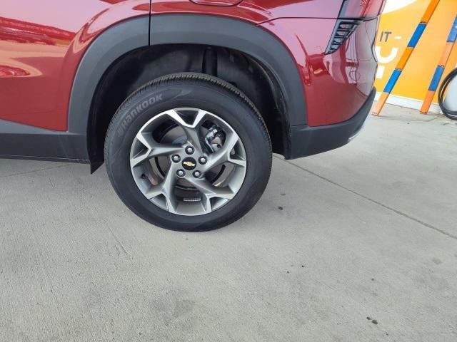 new 2025 Chevrolet Trax car, priced at $24,350