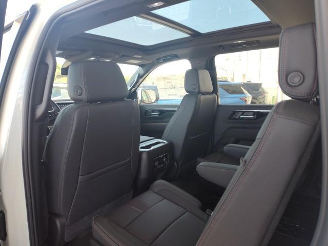 new 2025 Chevrolet Suburban car, priced at $76,754