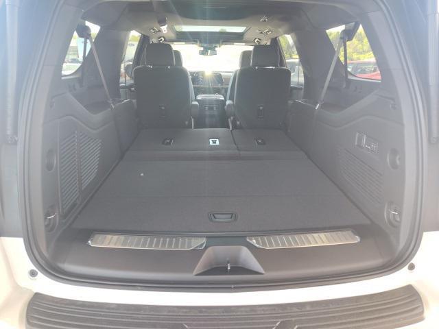 new 2025 Chevrolet Suburban car, priced at $76,754