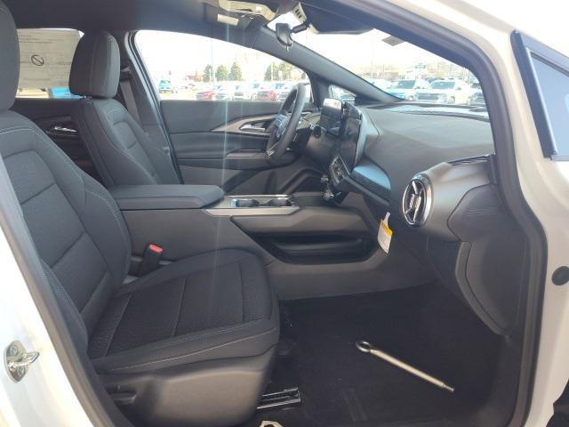 new 2025 Chevrolet Equinox EV car, priced at $35,290