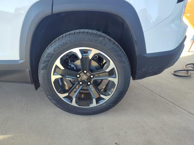 new 2025 Chevrolet Equinox car, priced at $31,482
