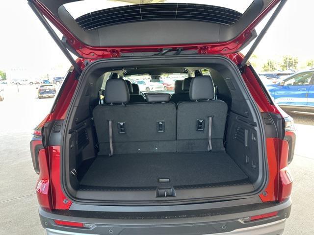 new 2025 Chevrolet Traverse car, priced at $44,346