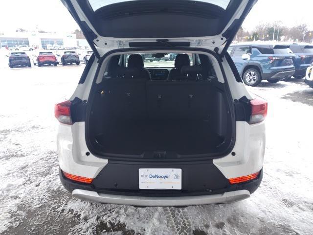 new 2025 Chevrolet TrailBlazer car, priced at $30,147