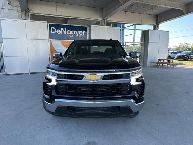 new 2025 Chevrolet Silverado 1500 car, priced at $52,884