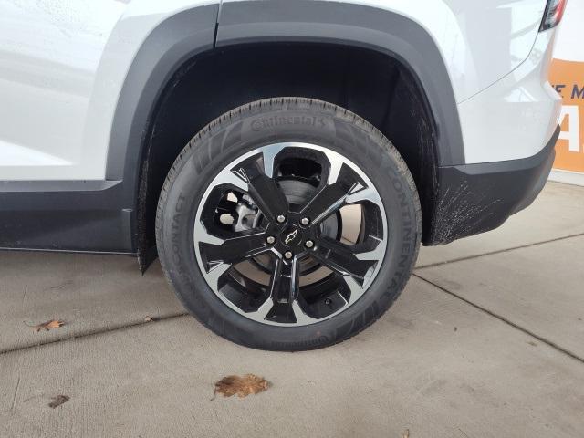 new 2025 Chevrolet Equinox car, priced at $31,482