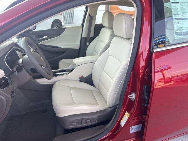 new 2025 Chevrolet Malibu car, priced at $34,177