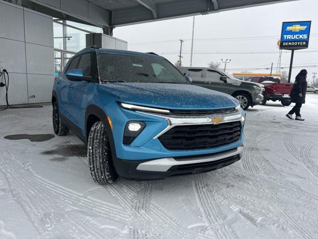 new 2025 Chevrolet TrailBlazer car, priced at $28,000