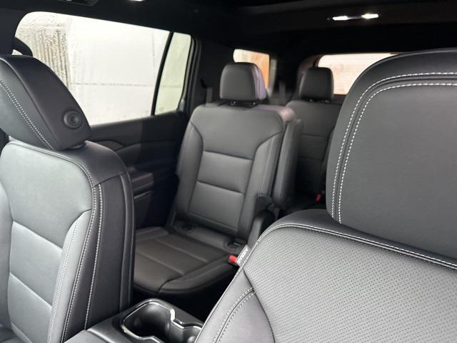 new 2026 Chevrolet Traverse car, priced at $48,618