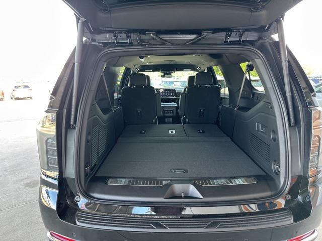 new 2025 Chevrolet Suburban car, priced at $77,797