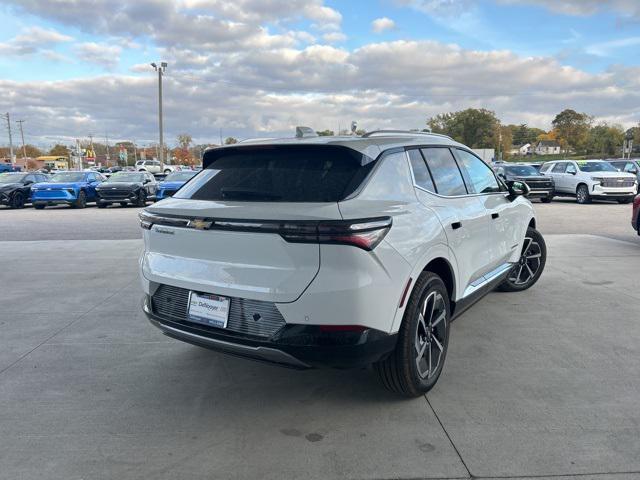 new 2025 Chevrolet Equinox car, priced at $43,295