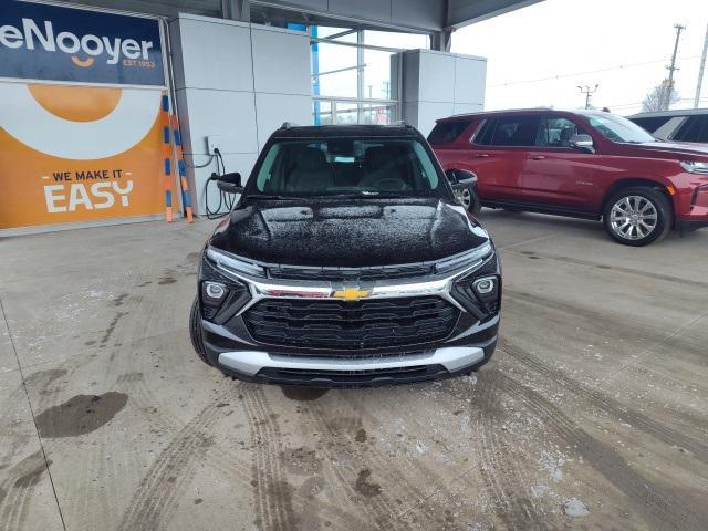 new 2025 Chevrolet TrailBlazer car, priced at $27,459