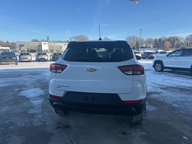 new 2025 Chevrolet TrailBlazer car, priced at $26,601