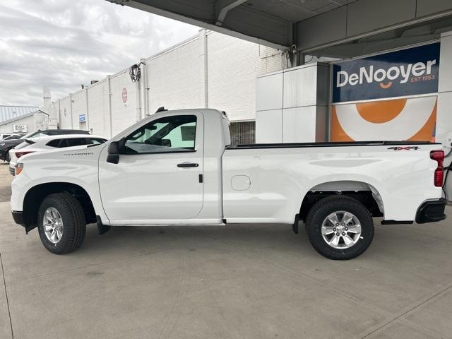 new 2024 Chevrolet Silverado 1500 car, priced at $45,330