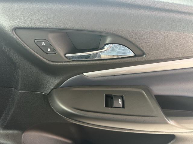 used 2023 Chevrolet Bolt EUV car, priced at $19,999
