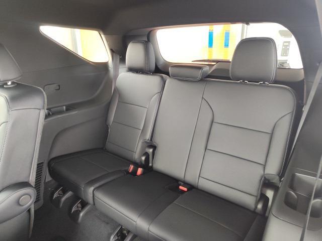 new 2025 Chevrolet Traverse car, priced at $45,975