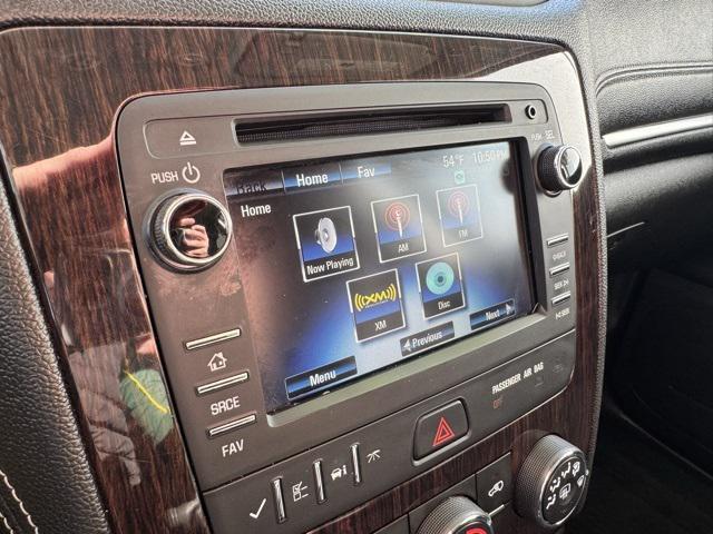 used 2016 Chevrolet Traverse car, priced at $11,000