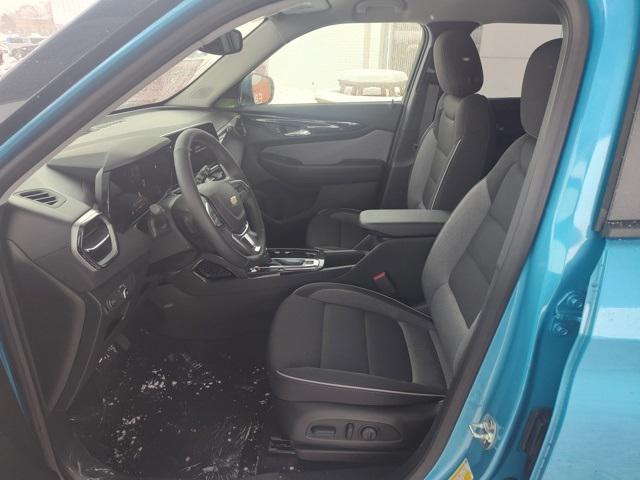 new 2025 Chevrolet TrailBlazer car, priced at $26,281