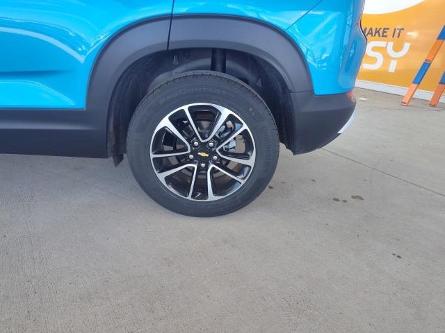 new 2025 Chevrolet TrailBlazer car, priced at $26,281