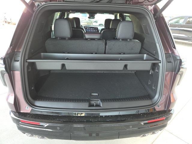 new 2026 Chevrolet Traverse car, priced at $57,105