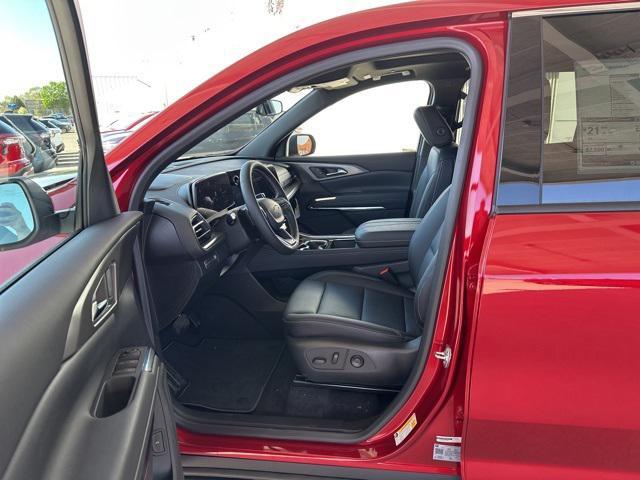 new 2025 Chevrolet Traverse car, priced at $46,166
