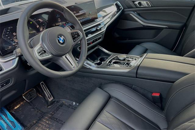 new 2025 BMW X7 car, priced at $113,245