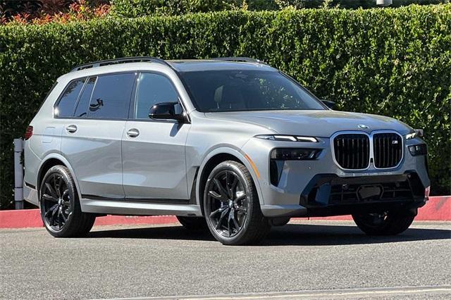 new 2025 BMW X7 car, priced at $114,245