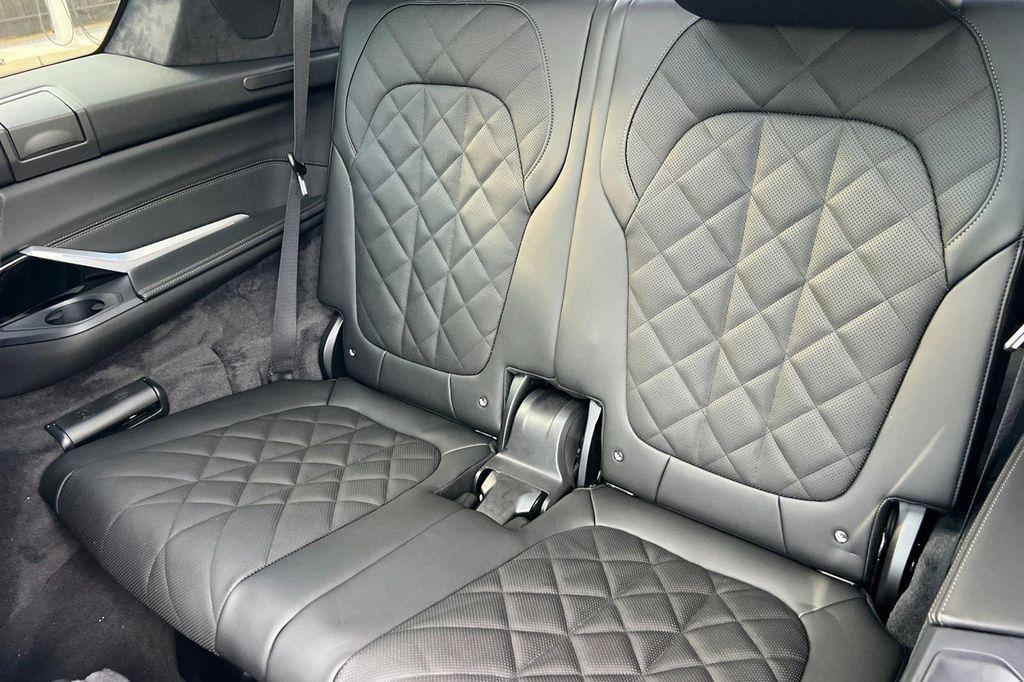 new 2026 BMW X7 car, priced at $98,270