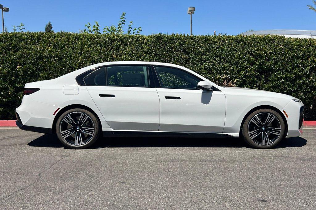 new 2025 BMW 760 car, priced at $129,570