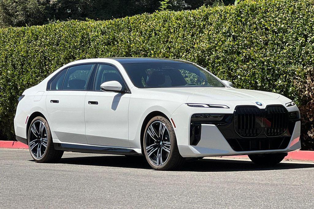 new 2025 BMW 760 car, priced at $129,570