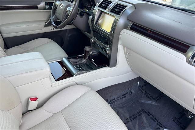 used 2019 Lexus GX 460 car, priced at $34,789