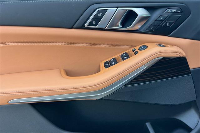 new 2026 BMW X7 car, priced at $94,180