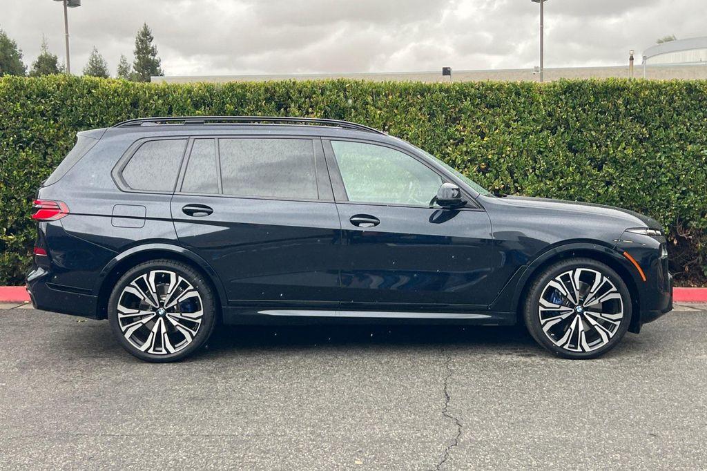 used 2025 BMW X7 car, priced at $90,862