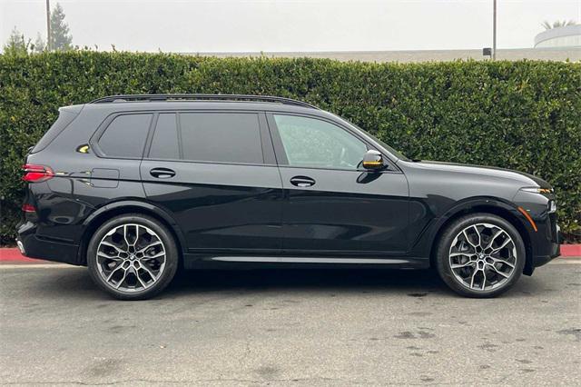 new 2025 BMW X7 car, priced at $90,435