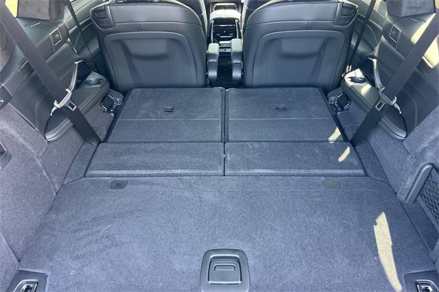 new 2025 BMW X7 car, priced at $97,120