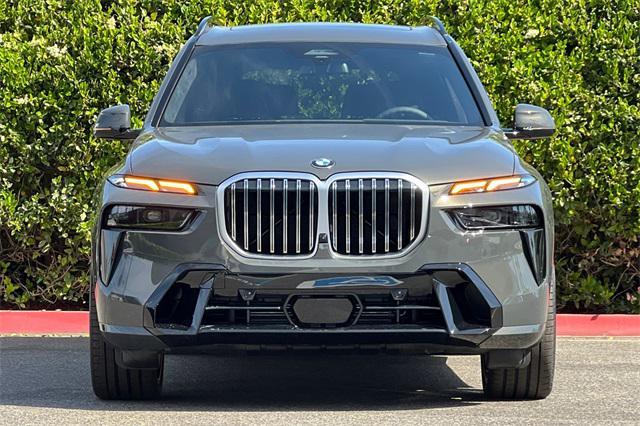 new 2025 BMW X7 car, priced at $97,120