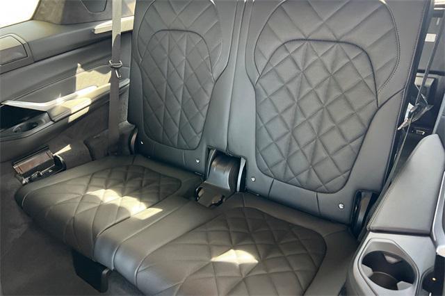 new 2025 BMW X7 car, priced at $97,120