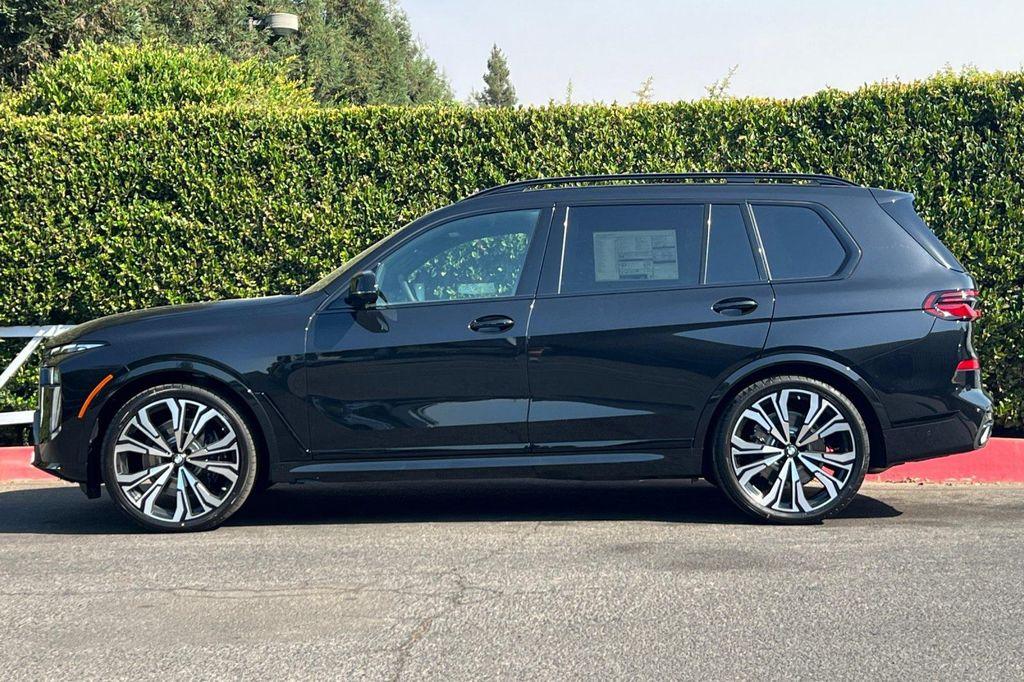 new 2026 BMW X7 car, priced at $101,780