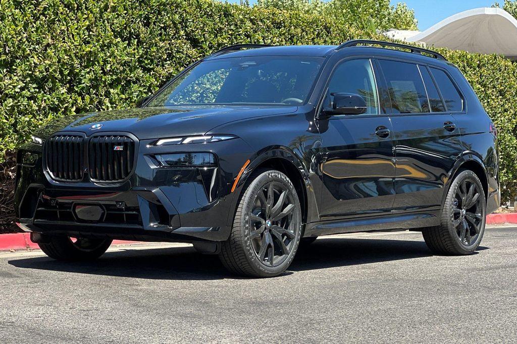 new 2026 BMW X7 car, priced at $115,020