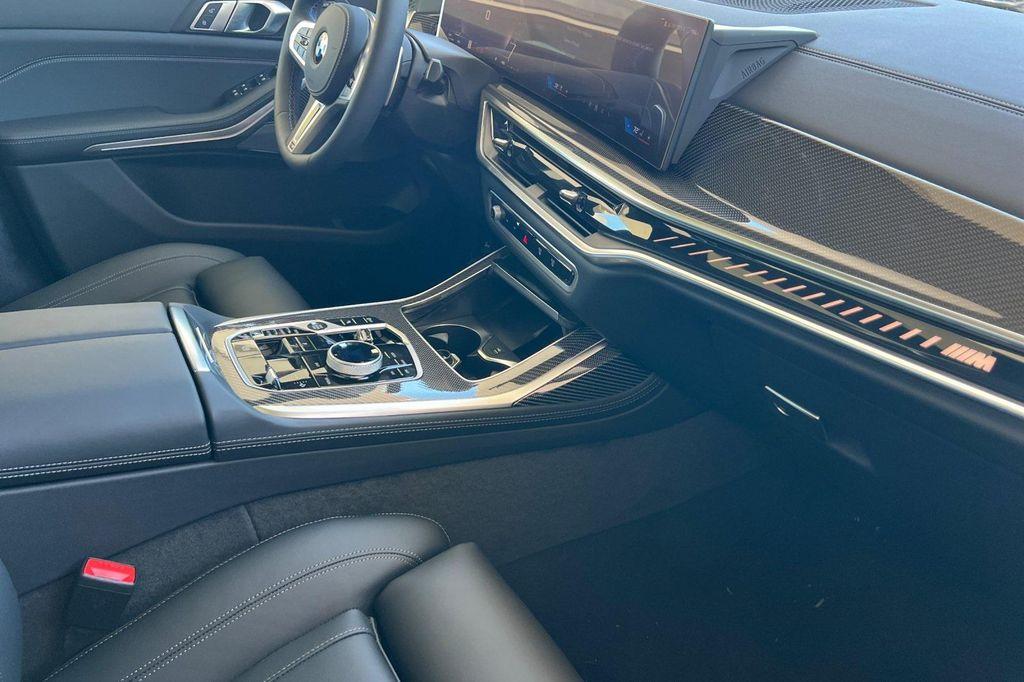 new 2026 BMW X7 car, priced at $115,020