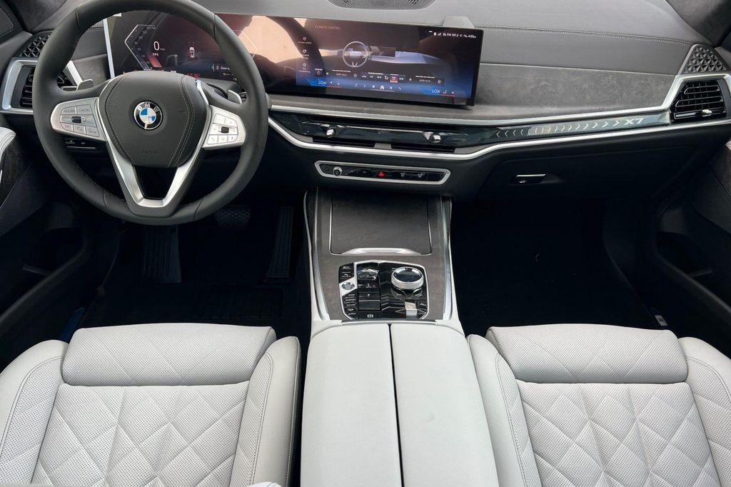 new 2026 BMW X7 car, priced at $91,880